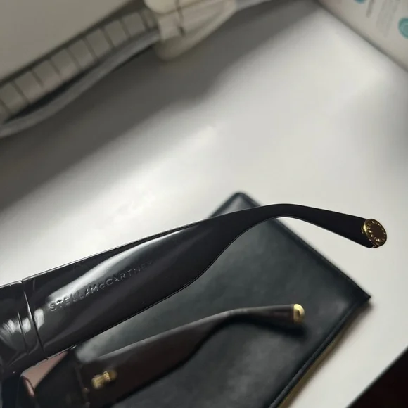 Stella McCartney 2025 runway Brown Sunglasses - Picture 8 of 8